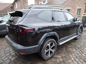 Dacia Duster Bigster Hybrid 155 Journey picture 4