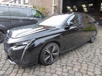 krockskadad bil auto Peugeot 308 SW GT 2023/11