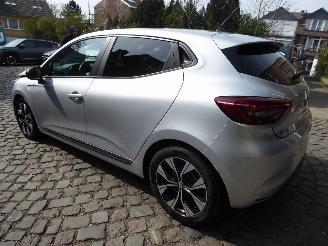 Renault Clio V Evolution picture 6