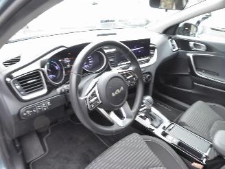 Kia Cee d SW Hybrid PHEV picture 14