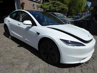 Tesla Model 3 Long Range Dual AWD picture 4