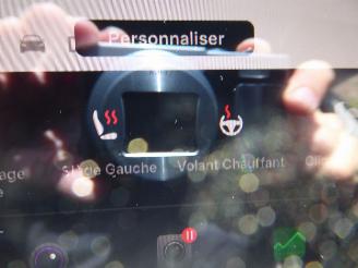 Tesla Model 3 Long Range Dual AWD picture 22