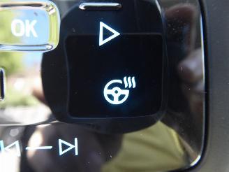 Ford Explorer Premium RWD picture 32