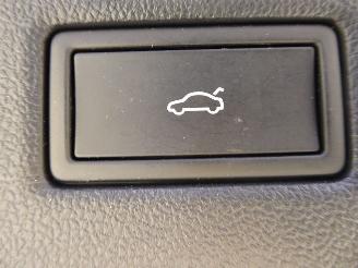 Ford Explorer Premium RWD picture 34