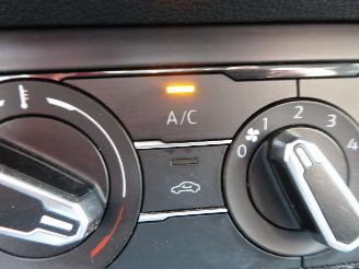 Volkswagen Polo Life picture 17