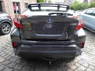 Toyota CH-R Hybrid Business plus picture 6