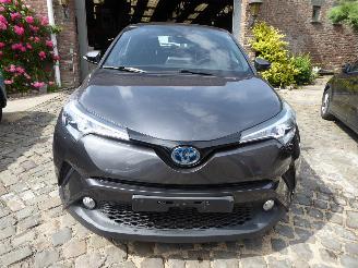 Toyota CH-R Hybrid Business plus picture 2