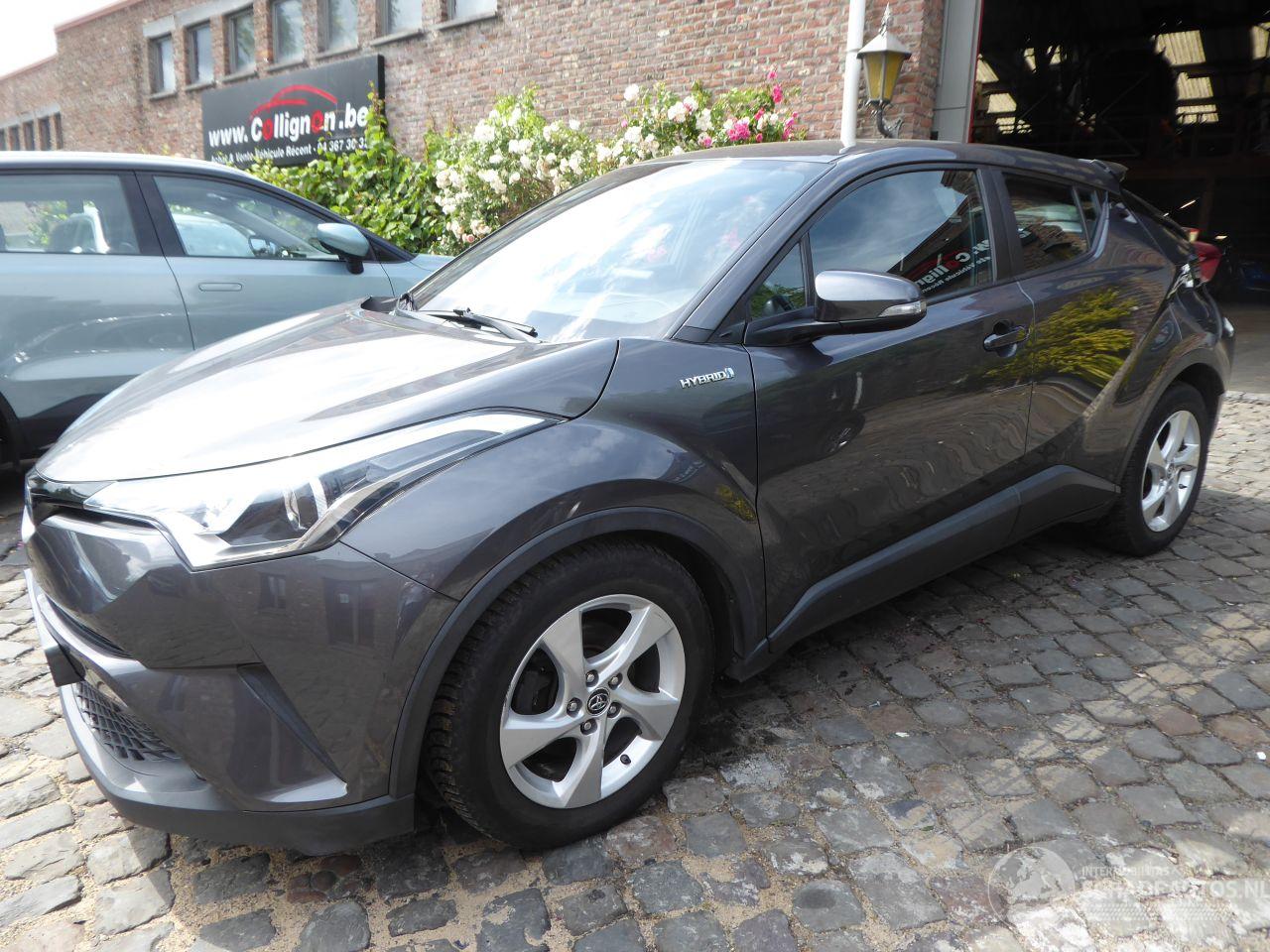 Toyota CH-R Hybrid Business plus