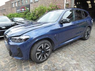 Schadeauto BMW iX3 M Sport 2025/4