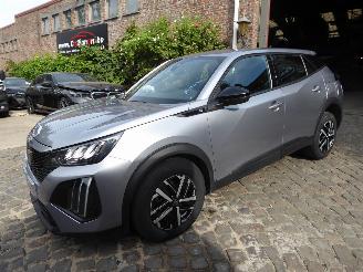 Schadeauto Peugeot e-2008 Active 2024/6