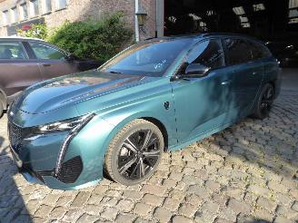 krockskadad bil auto Peugeot 308 SW GT 2022/11