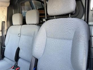 Peugeot Partner 1.6 BlueHDi Navi Clima 3-PERS Euro-6 picture 9