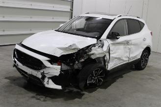 skadebil auto MG ZS  2023/10