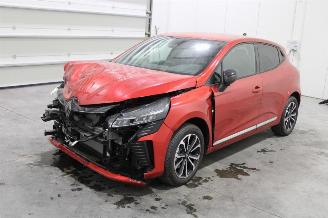 Schadeauto Renault Clio  2025/3