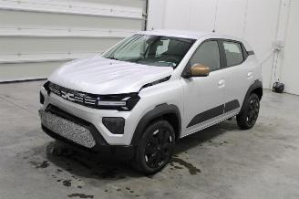 krockskadad bil auto Dacia Spring  2025/1