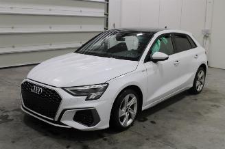 Vrakbiler auto Audi A3  2023/4