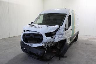 uszkodzony samochody osobowe Ford Transit  2023/11