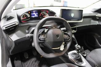 Peugeot 208  picture 10