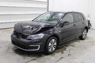 Damaged car Volkswagen Golf  2019/7