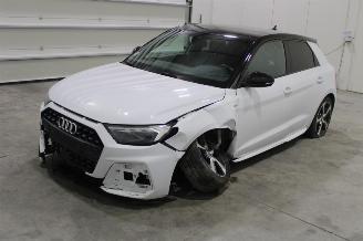 uszkodzony samochody osobowe Audi A1  2020/2