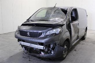 Salvage car Peugeot Expert IV 2020/8