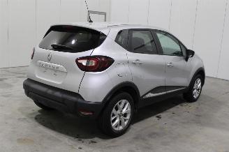 Renault Captur  picture 3