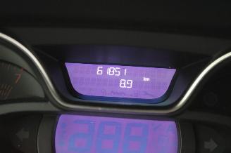 Renault Captur  picture 14