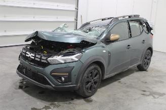 Vrakbiler auto Dacia Sandero  2023/10