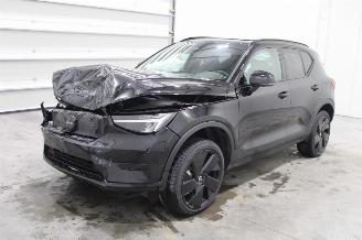 Damaged car Volvo XC40 XC 40 2024/10