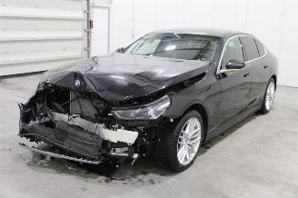 damaged passenger cars BMW i5  2024/7
