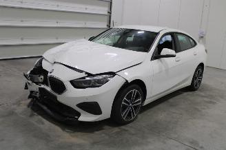 Unfallwagen BMW 2-serie 218 2021/5