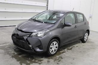 Damaged car Toyota Yaris  2020/7