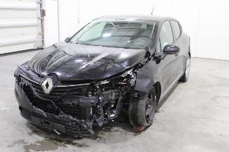 Auto incidentate Renault Clio  2021/8
