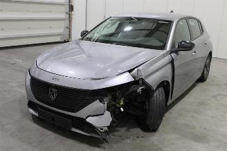 Damaged car Peugeot 308  2022/11