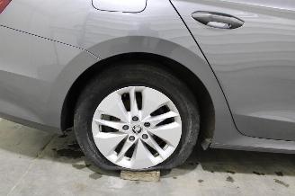 Skoda Octavia  picture 9