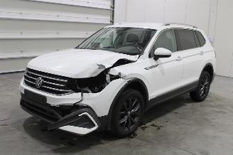 Unfallwagen Volkswagen Tiguan Allspace 2023/12