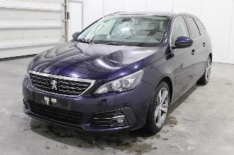 Schadeauto Peugeot 308  2020/6
