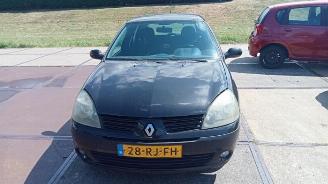 Vrakbiler auto Renault Clio Clio II (BB/CB), Hatchback, 1998 / 2016 1.2 16V 2005/4