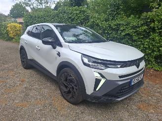 Schadeauto Renault Symbioz Symbioz  145 pk hybrid Esprit alpin panodak dik start en rijd 2025/1