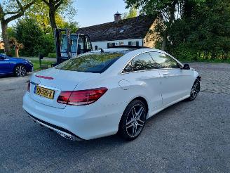 Mercedes E-klasse E 200 Aut. Coupé Pano Navi Led picture 5