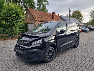 Schadeauto Citroën Berlingo BlueHDI 130 Aut. 2024/8
