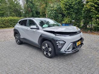 Damaged car Hyundai Kona Hybrid Led Navi Stoelverw 2025/5