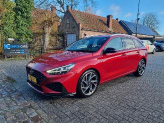 Schadeauto Hyundai I-30 1.5 T-GDI Aut. Nline Stoelverw Navi Led 2023/1