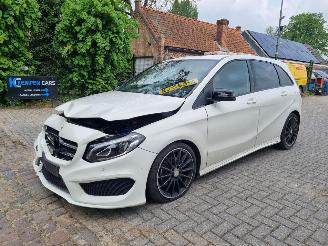 Schadeauto Mercedes B-klasse 180 Aut. AMG Line 2016/5