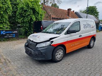 Unfallwagen Volkswagen Caddy 2.0 TDI Airco Schuifdeur 2023/10