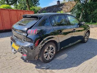 Peugeot e-208 50Kwh Airco Stoelverw. picture 5