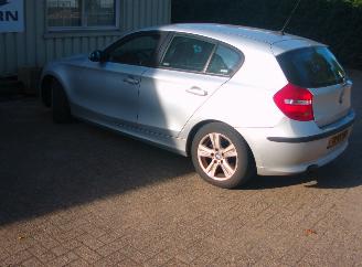 BMW 1-serie 118i picture 4