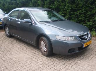 Unfallwagen Honda Accord 2.0i comfort 2003/6
