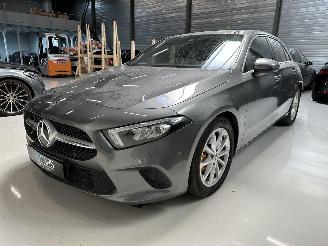 Unfallwagen Mercedes A-klasse A180d 72dKM!!! GROOT SCHERM/LED/LEDER/PDC/CLIMATE/STOELVERW/VOL! 2019/8