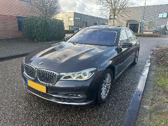 Vaurioauto  passenger cars BMW 7-serie 740 LWB i-Performance / Full Options 2016/8